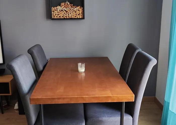 Piso Montero Apartament *